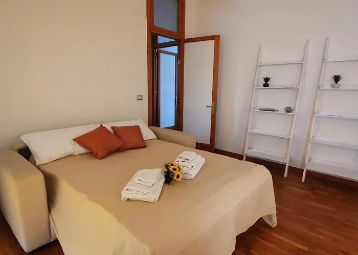 House Light Apartman